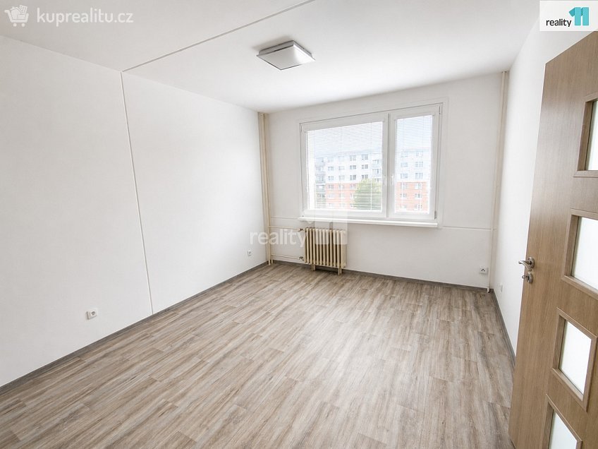 Pronájem bytu 2+1 46 m^2 Lnářská, Trutnov 