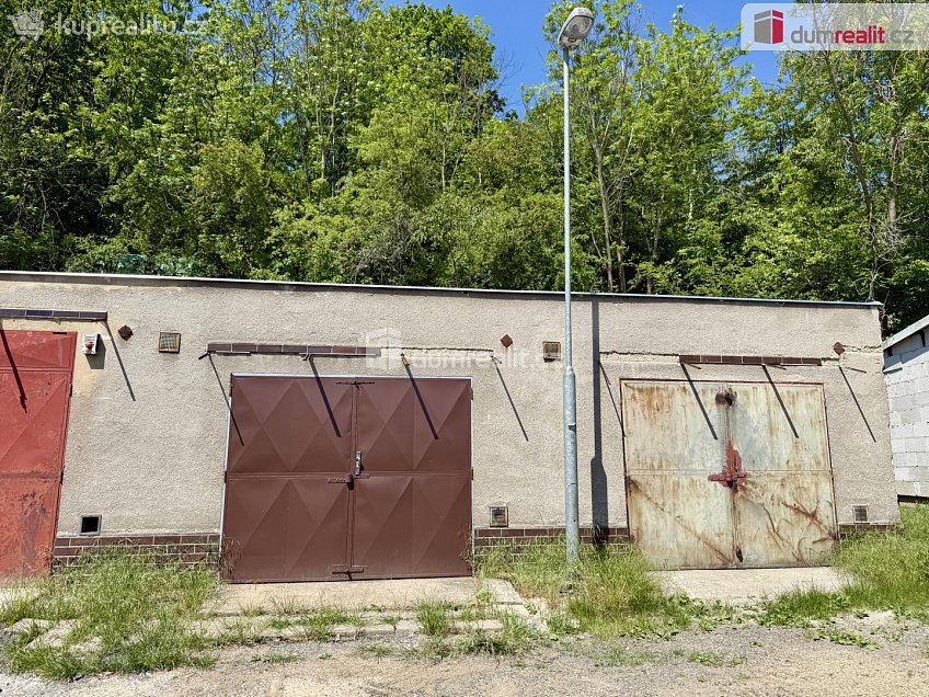 Pronájem  garáže 33 m^2 V Uličce, Kralupy nad Vltavou 