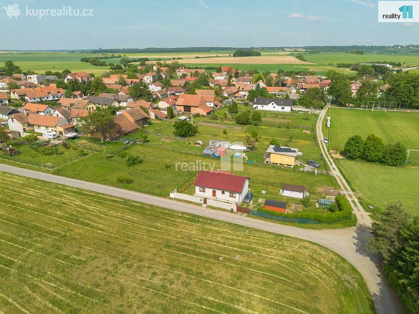 Pronájem  stavebního pozemku 1138 m^2 Jíkev, Jíkev 