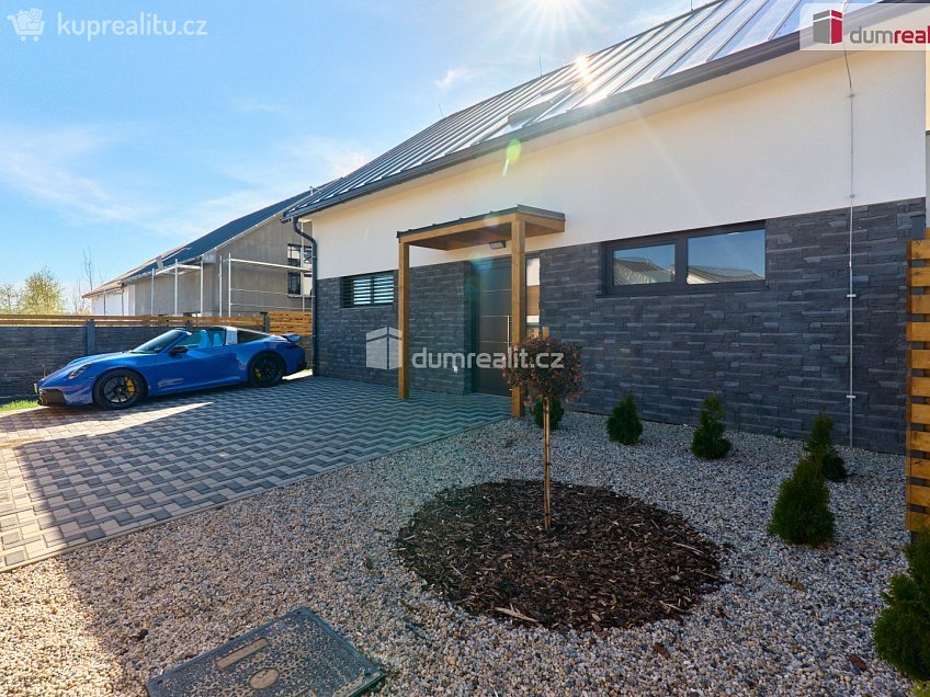 Prodej  rodinného domu 160 m^2 V zahradách, Ruda 