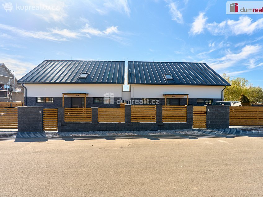 Prodej  rodinného domu 160 m^2 V zahradách, Ruda 