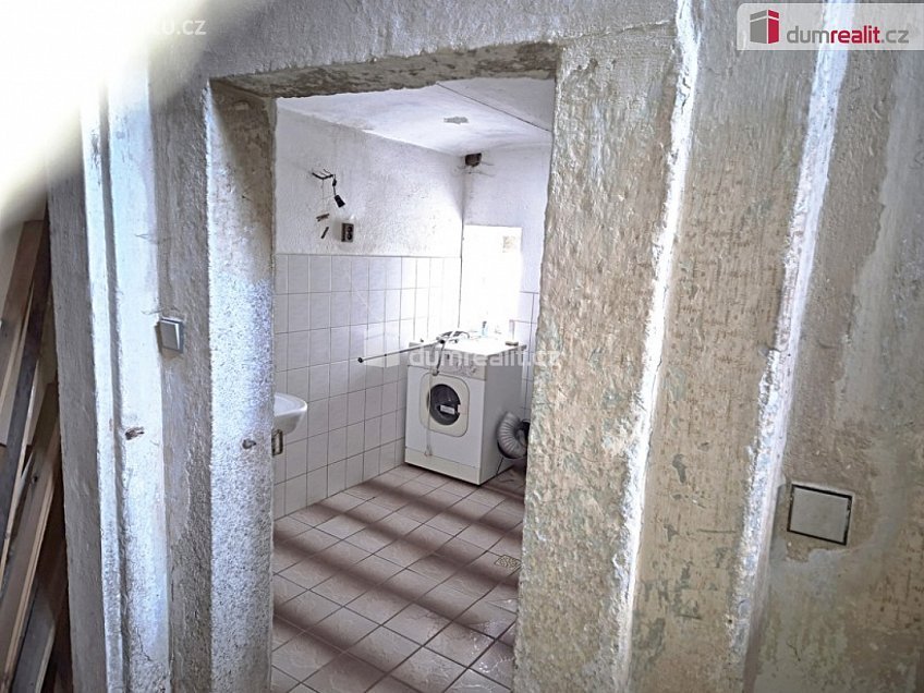 Prodej  komerční reality 218 m^2 Občanská, Smržovka 