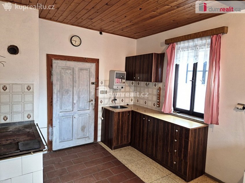 Prodej  komerční reality 218 m^2 Občanská, Smržovka 