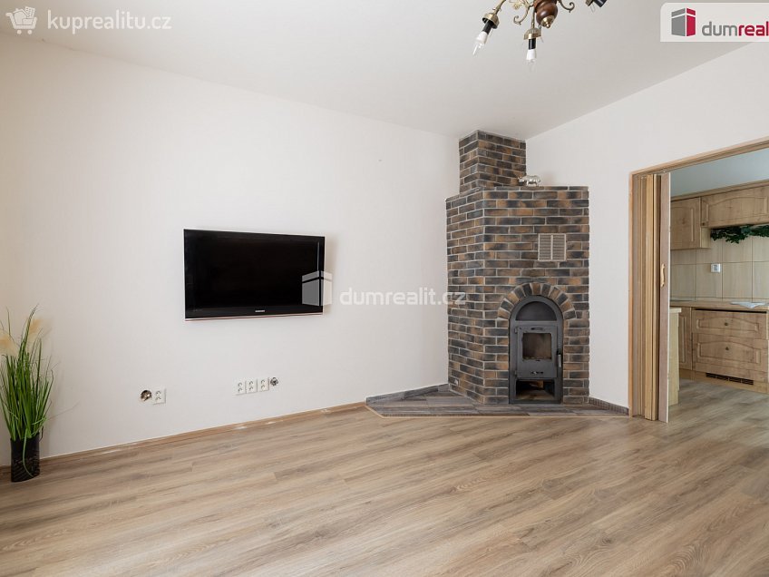 Prodej  rodinného domu 170 m^2 Třebusice, Třebusice 