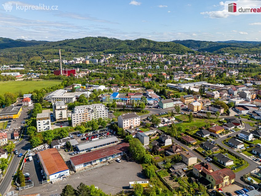 Prodej  stavebního pozemku 1547 m^2 Dubová, Karlovy Vary 