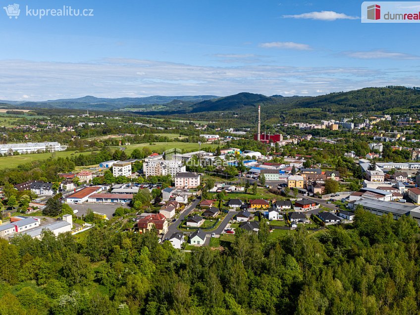 Prodej  stavebního pozemku 1547 m^2 Dubová, Karlovy Vary 
