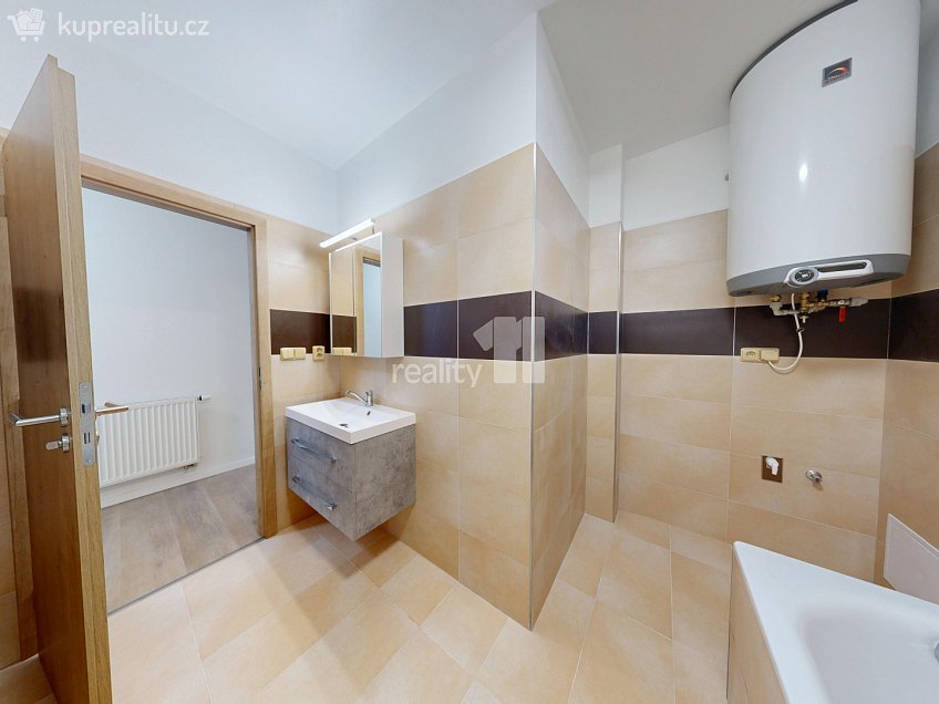 Pronájem bytu 3+kk 80 m^2 Senožaty, Senožaty 