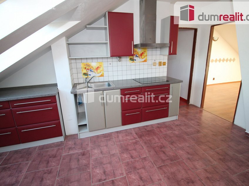 Prodej bytu 2+kk 58 m^2 Poštovní, Horní Slavkov 