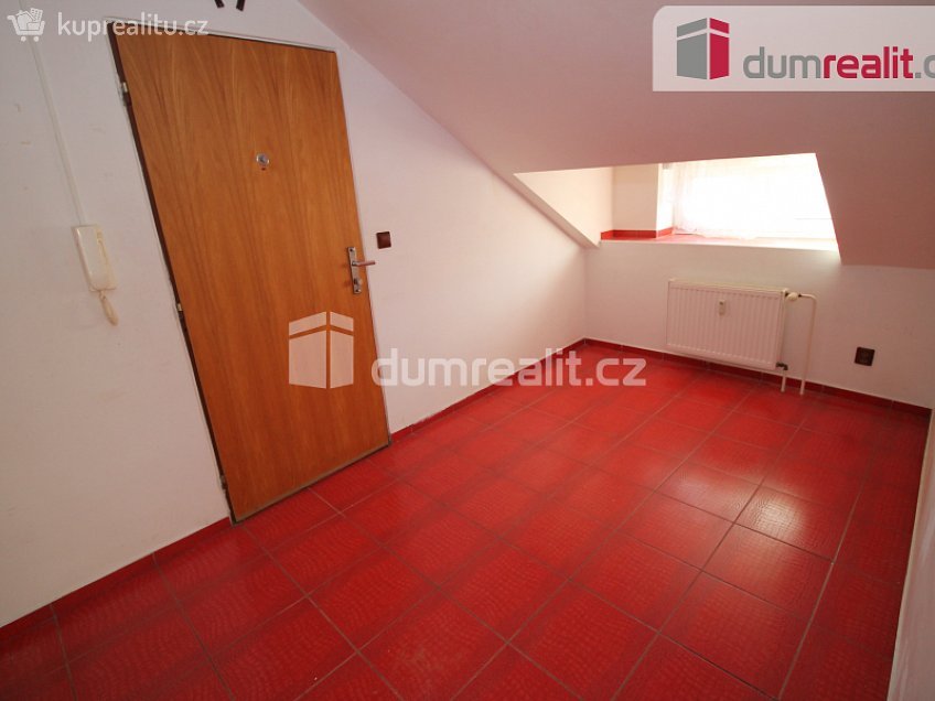 Prodej bytu 2+kk 58 m^2 Poštovní, Horní Slavkov 