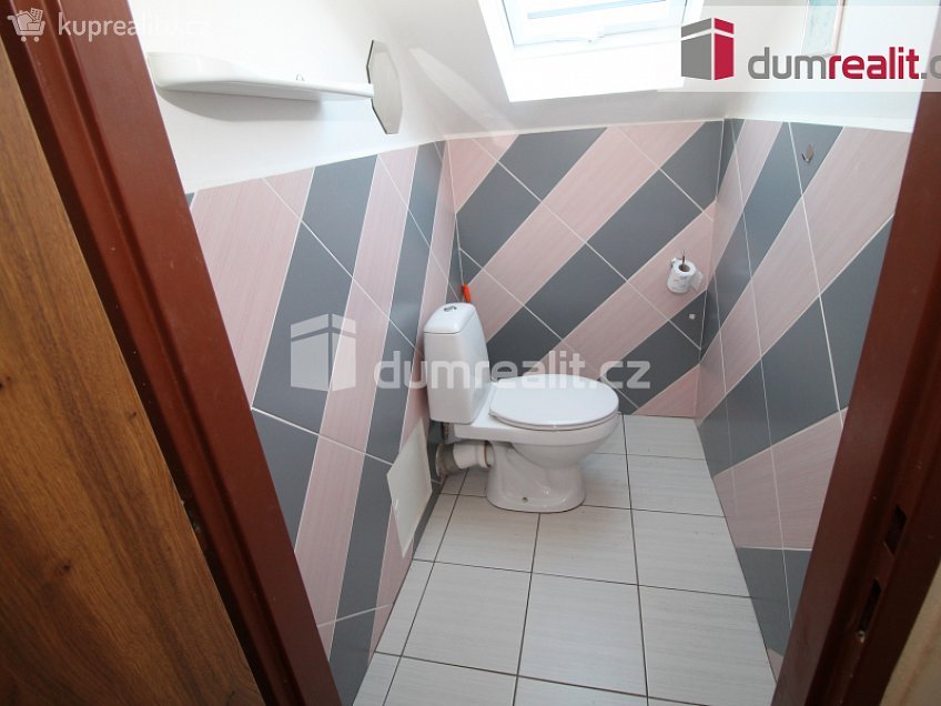 Prodej bytu 2+kk 58 m^2 Poštovní, Horní Slavkov 