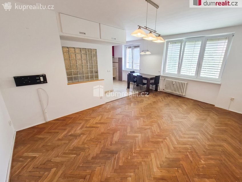 Pronájem bytu 2+kk 52 m^2 Na Urbance, Roudnice nad Labem 