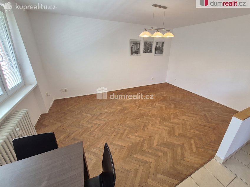 Pronájem bytu 2+kk 52 m^2 Na Urbance, Roudnice nad Labem 