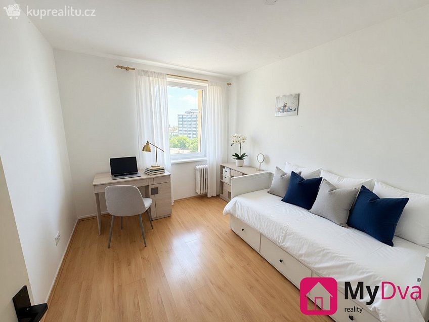 Pronájem bytu 2+1 55 m^2 Mičurinova, Znojmo 