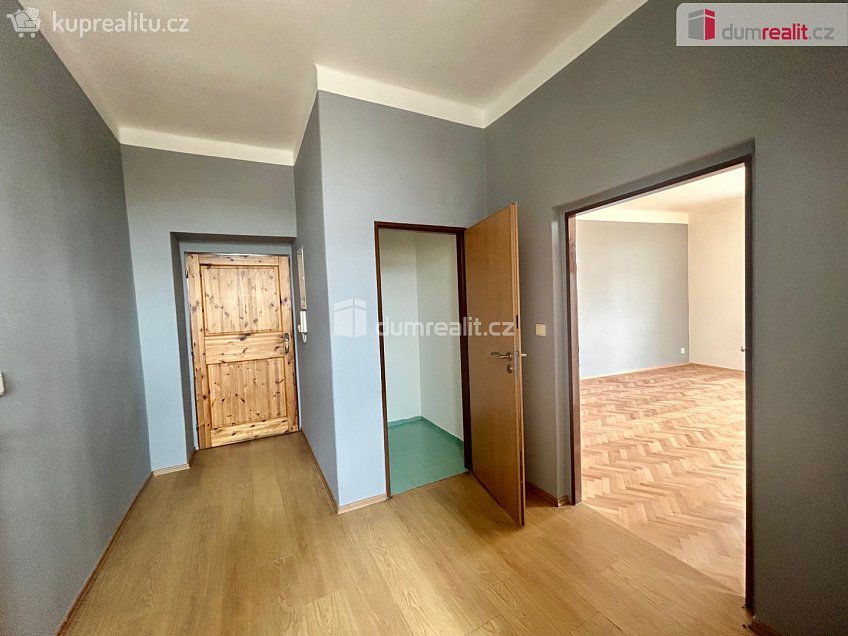 Pronájem bytu 2+1 86 m^2 Ovčárecká, Kolín 