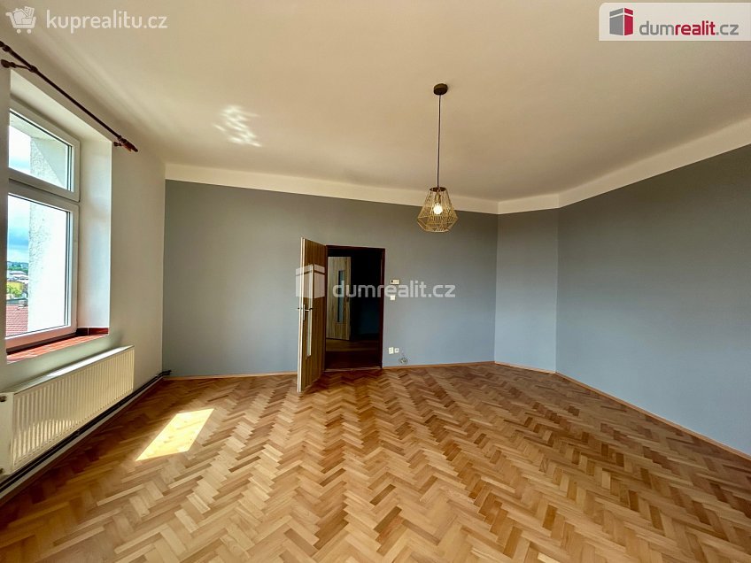 Pronájem bytu 2+1 86 m^2 Ovčárecká, Kolín 