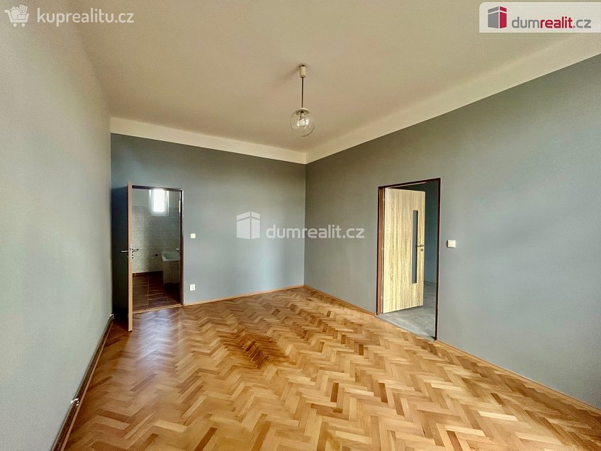 Pronájem bytu 2+1 86 m^2 Ovčárecká, Kolín 