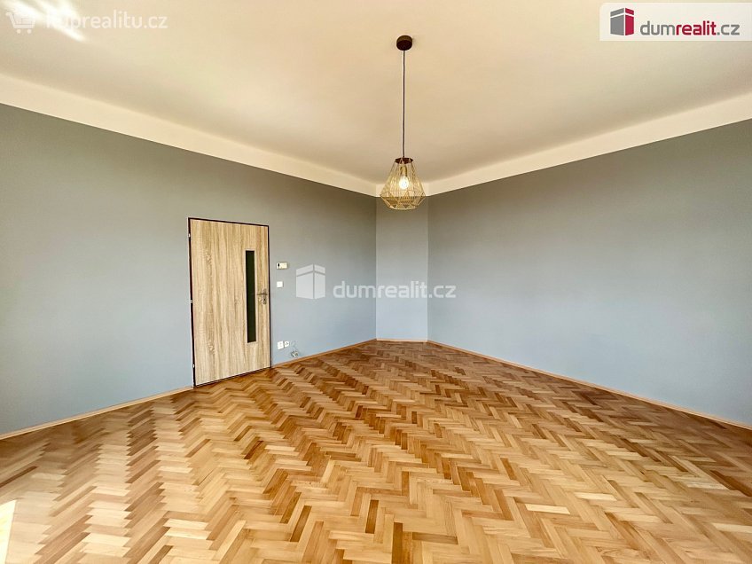 Pronájem bytu 2+1 86 m^2 Ovčárecká, Kolín 