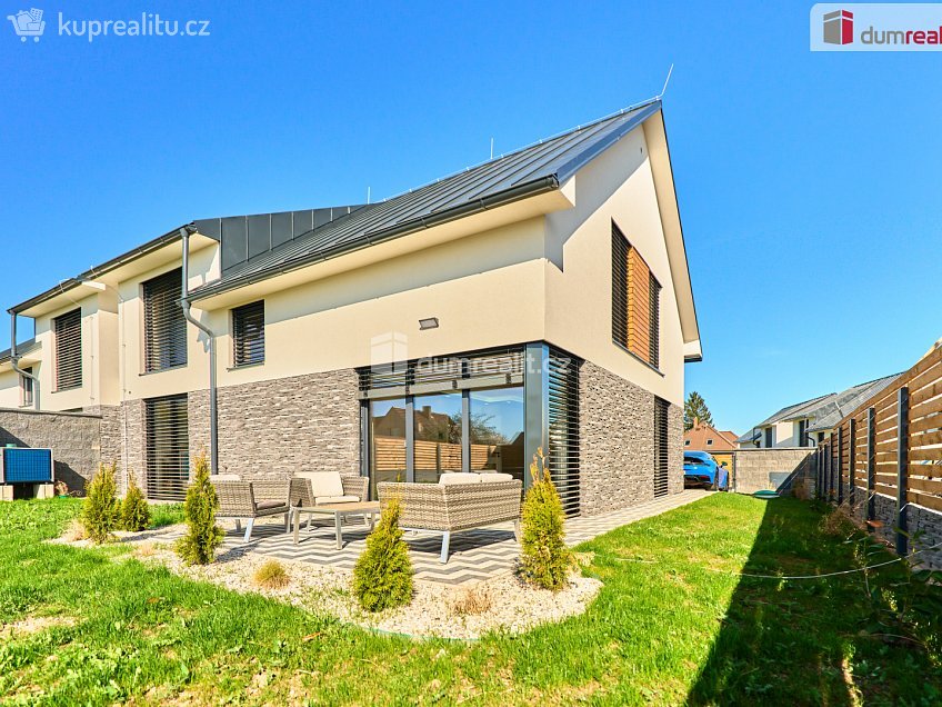 Prodej  rodinného domu 160 m^2 V zahradách, Ruda 