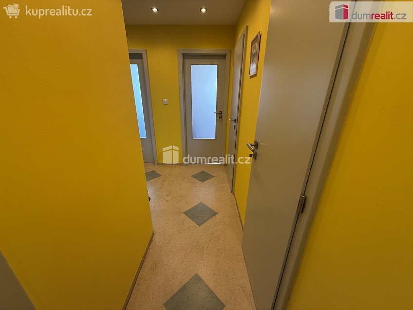 Pronájem bytu 4+kk 91 m^2 Klapálkova, Praha 11 