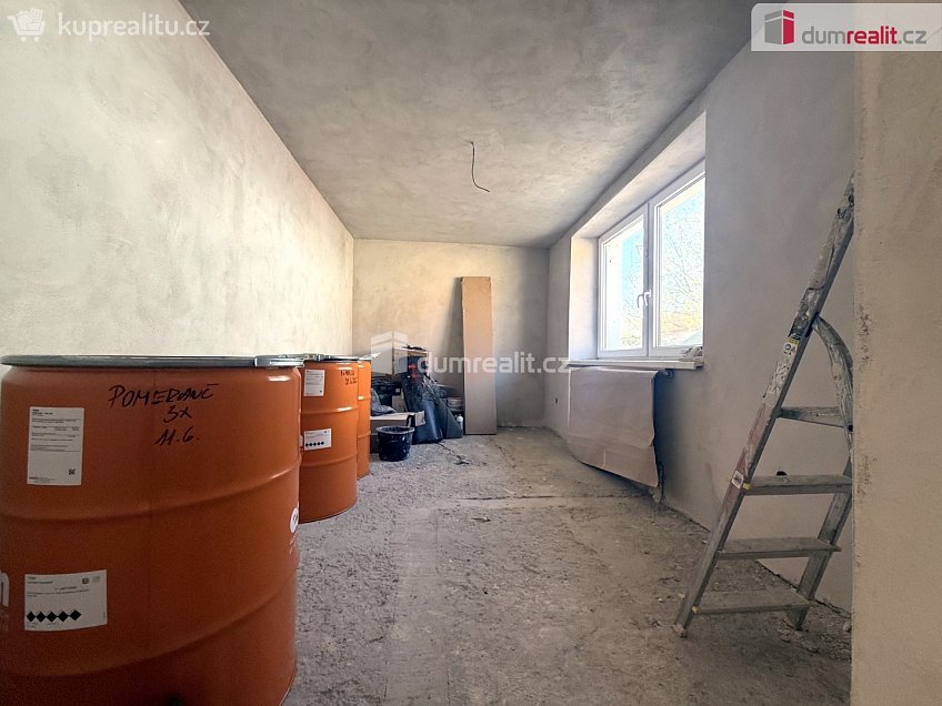 Prodej  rodinného domu 100 m^2 Závodí, Nivnice 