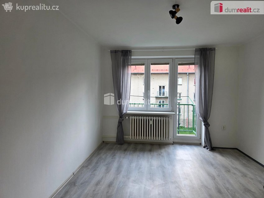 Pronájem bytu 2+1 63 m^2 Školská čtvrť, Frenštát pod Radhoštěm 