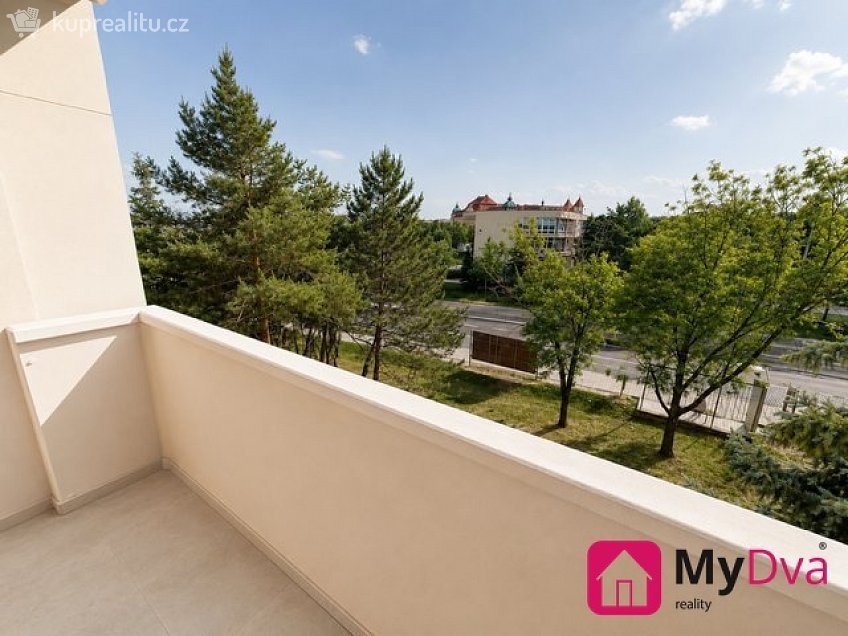 Pronájem bytu 1+1 33 m^2 Vídeňská třída, Znojmo 