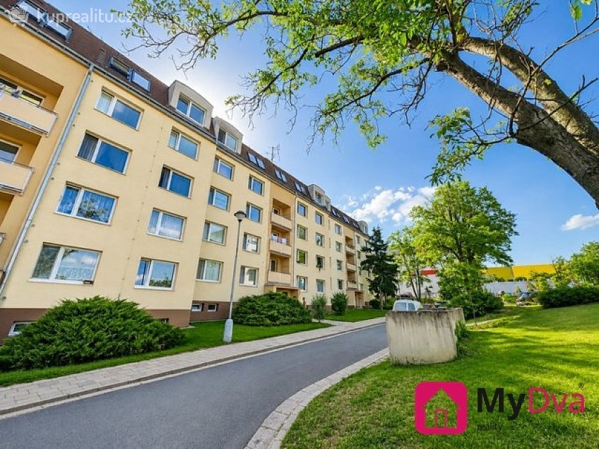 Pronájem bytu 1+1 33 m^2 Vídeňská třída, Znojmo 