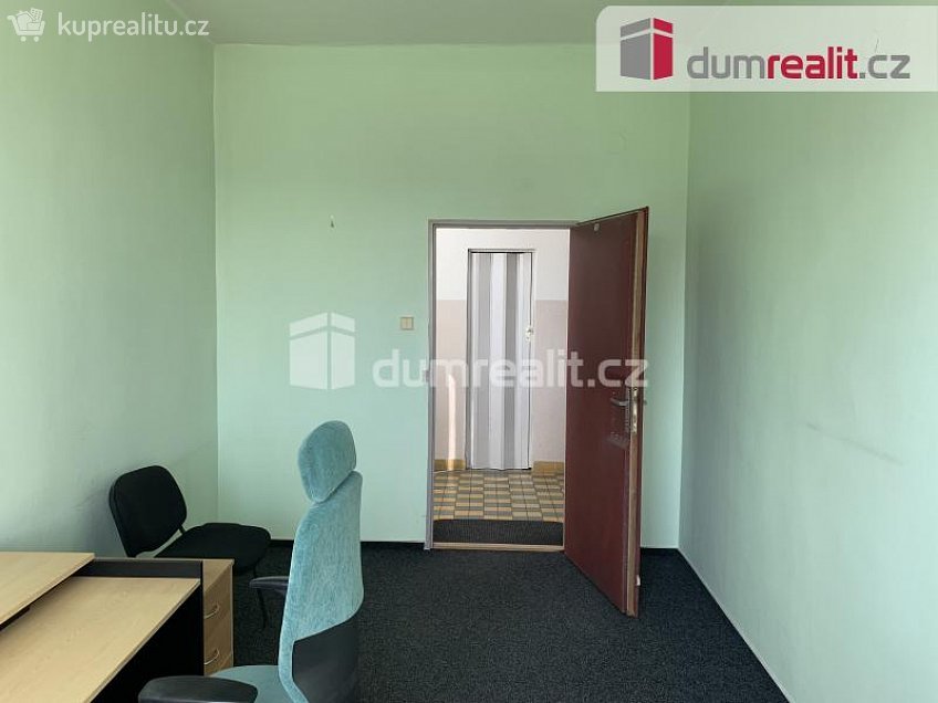 Pronájem  kanceláře 13 m^2 Erbenova, Benešov 