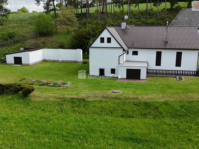 Prodej  chalupy 284 m^2 Rožmitál pod Třemšínem, Rožmitál pod Třemšínem 