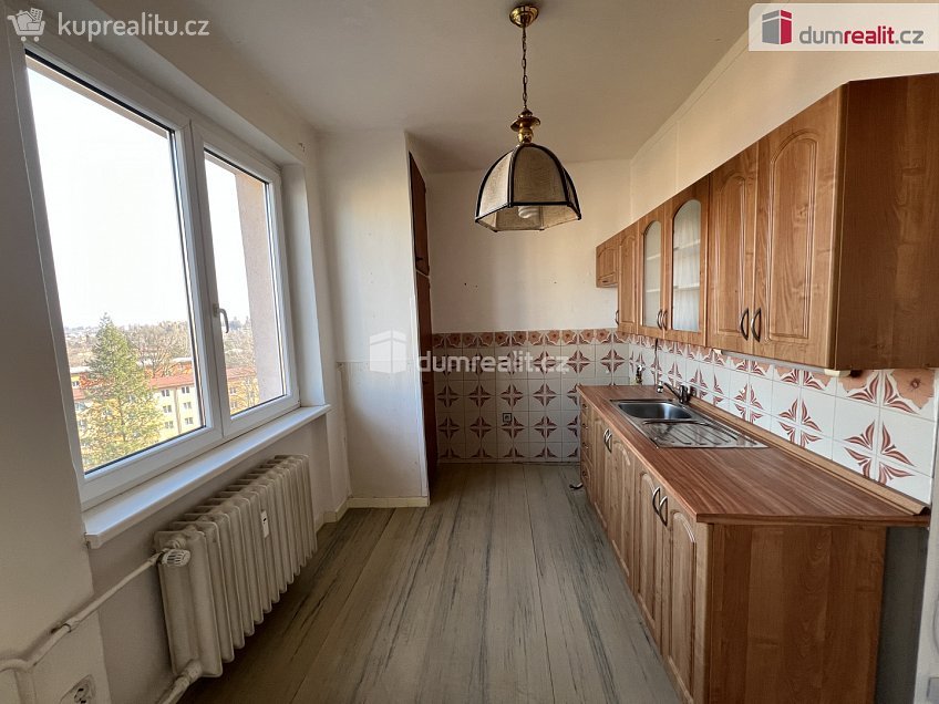 Prodej bytu 2+1 58 m^2 náměstí Družby, Ostrava 
