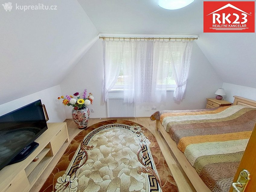 Prodej  rodinného domu 112 m^2 Na Stráni 119, Valy 