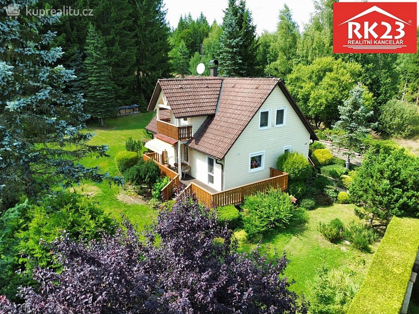 Prodej  rodinného domu 112 m^2 Na Stráni 119, Valy 
