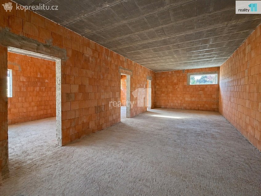 Prodej  rodinného domu 383 m^2 Štoky, Štoky 