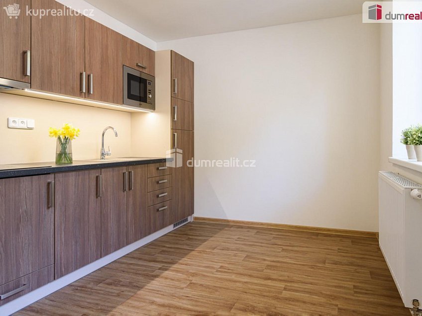 Prodej bytu 2+kk 45 m^2 Všemina, Všemina 
