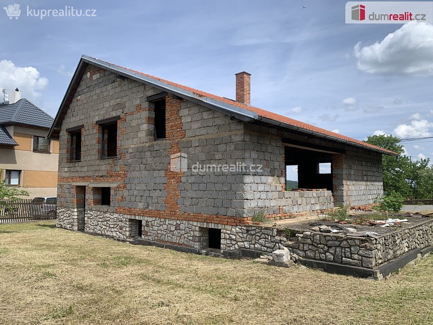 Prodej  stavebního pozemku 4212 m^2 Buková u Příbramě, Buková u Příbramě 