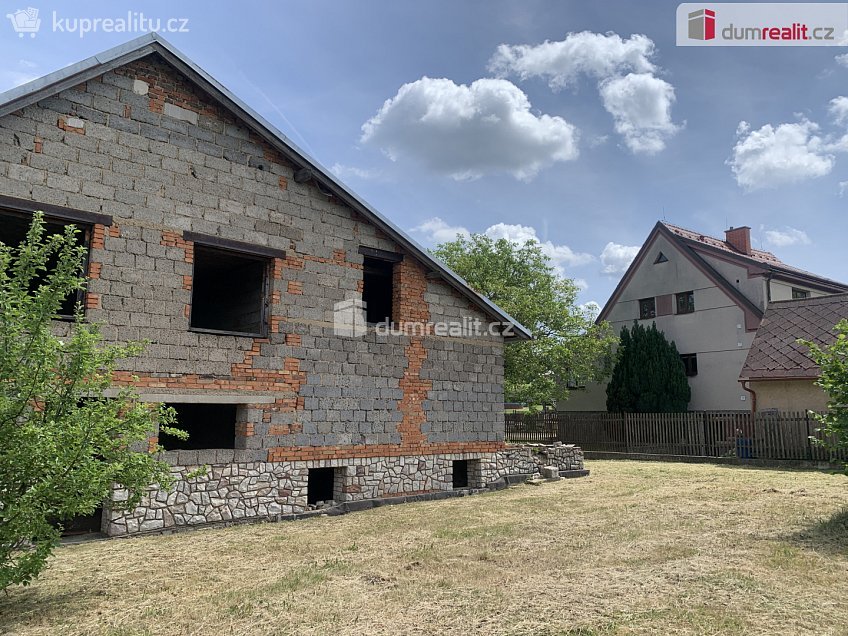 Prodej  stavebního pozemku 4212 m^2 Buková u Příbramě, Buková u Příbramě 