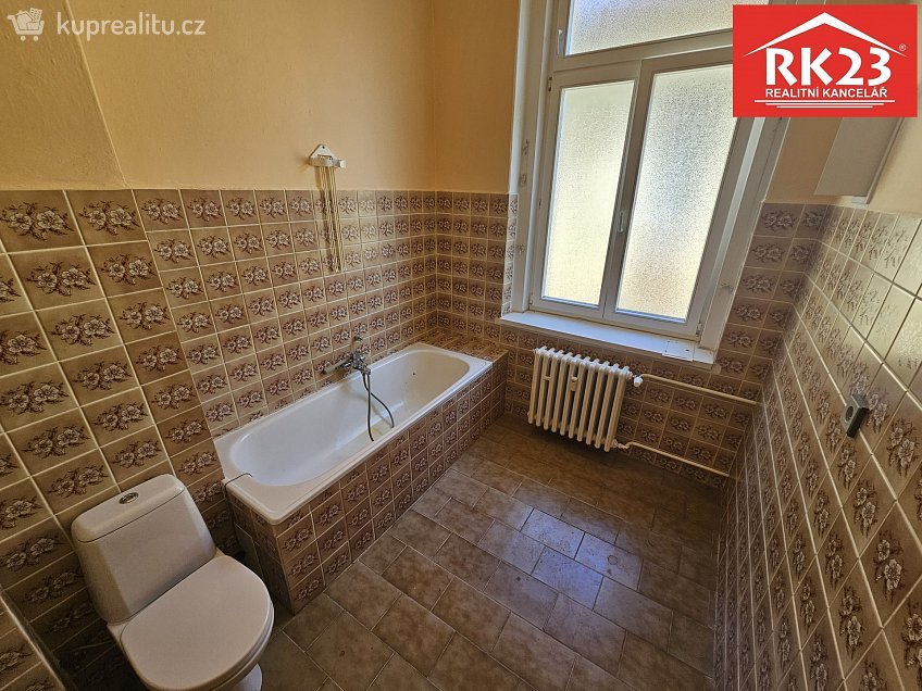 Prodej bytu 2+1 72 m^2 Hlavní třída 159, Mariánské Lázně 
