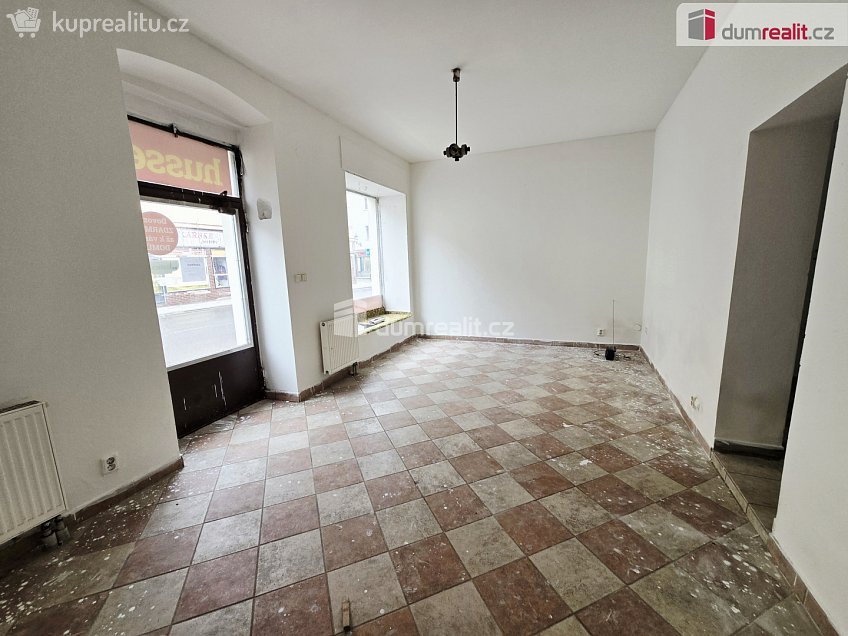 Pronájem  obchodních prostor 40 m^2 Ivana Olbrachta, Brandýs nad Labem-Stará Boleslav 