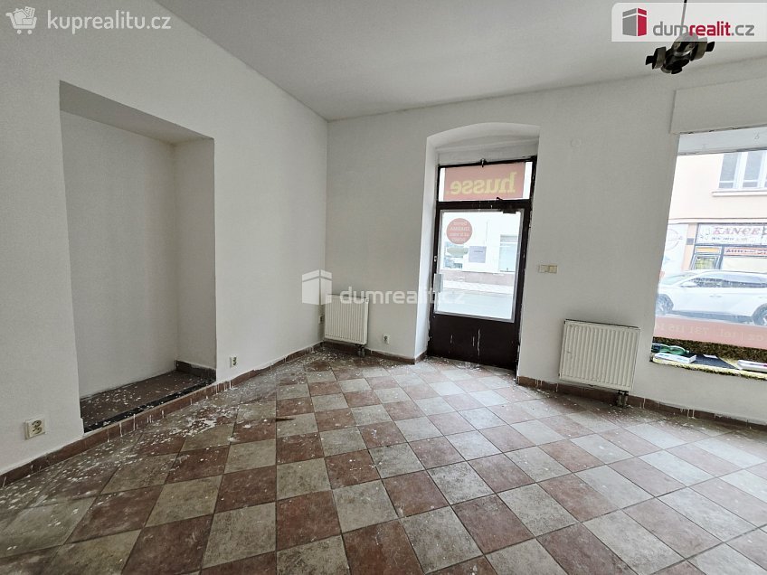Pronájem  obchodních prostor 40 m^2 Ivana Olbrachta, Brandýs nad Labem-Stará Boleslav 