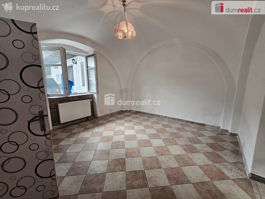 Pronájem  obchodních prostor 40 m^2 Ivana Olbrachta, Brandýs nad Labem-Stará Boleslav 