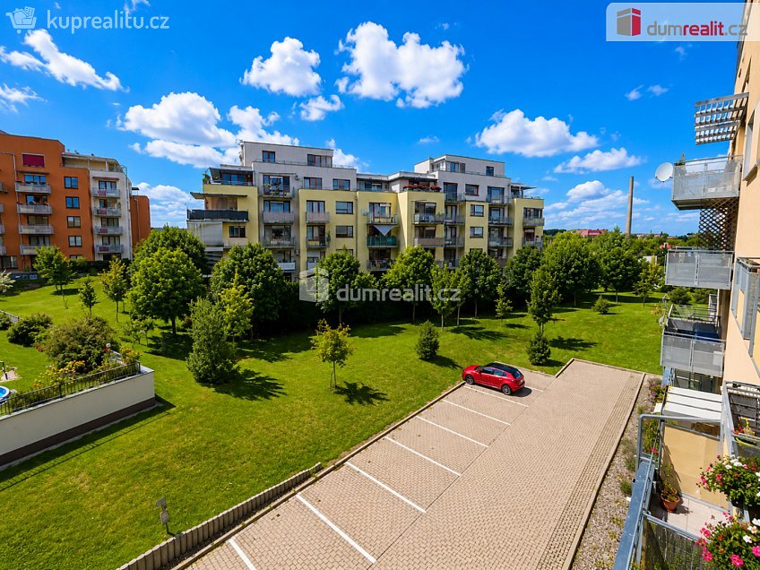 Pronájem bytu 2+kk 51 m^2 Bermanova, Praha-Čakovice 