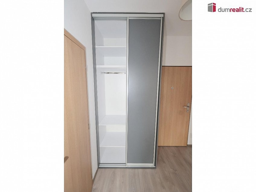 Pronájem bytu 2+kk 51 m^2 Bermanova, Praha-Čakovice 
