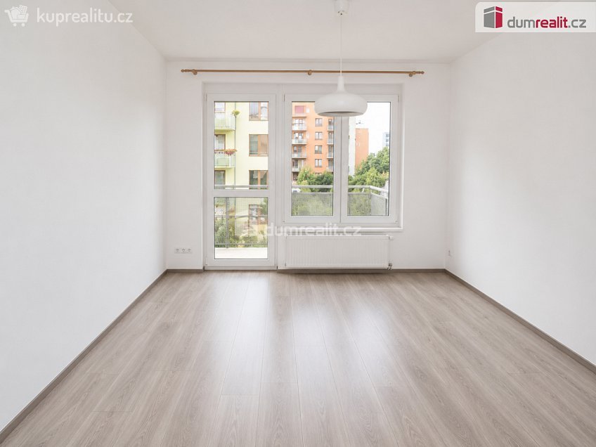 Pronájem bytu 2+kk 51 m^2 Bermanova, Praha-Čakovice 