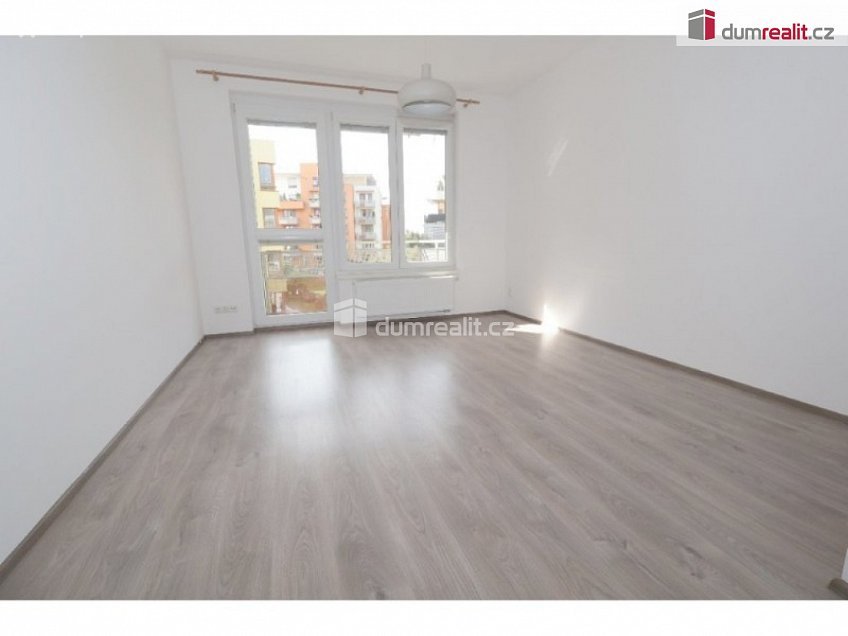Pronájem bytu 2+kk 51 m^2 Bermanova, Praha-Čakovice 