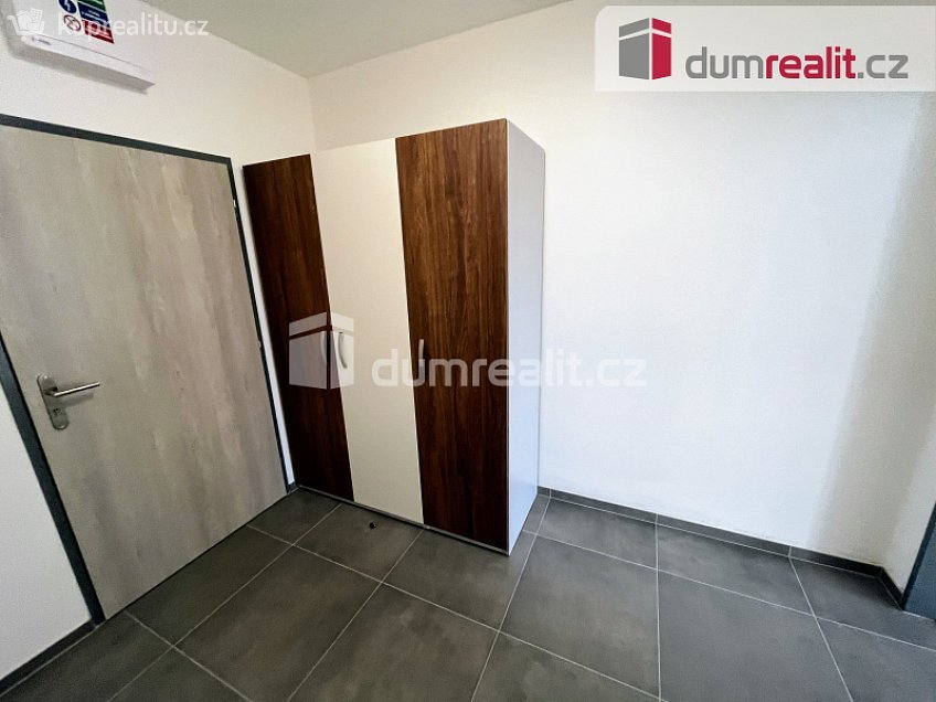 Pronájem bytu 3+kk 86 m^2 Osvobození, Slavičín 