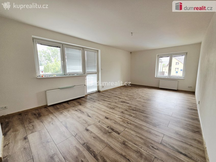 Pronájem bytu 3+kk 98 m^2 Bártlova, Praha 20 