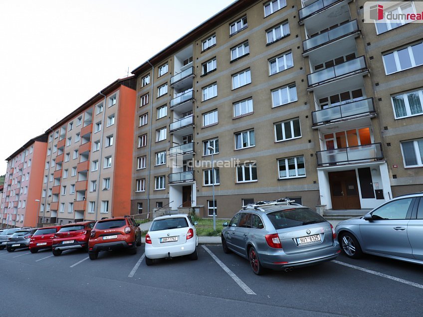 Prodej bytu 2+1 67 m^2 třída Dukelských hrdinů, Jáchymov 