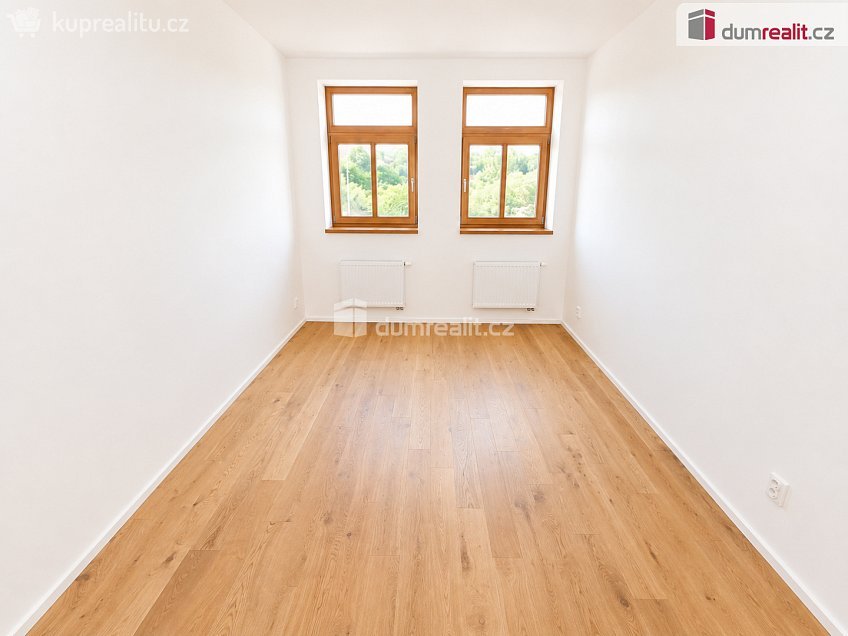Pronájem bytu 2+kk 60 m^2 Bělohorská, Praha 6 