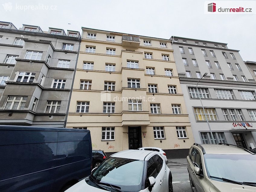 Pronájem bytu 2+kk 64 m^2 Kovářská, Praha 9 