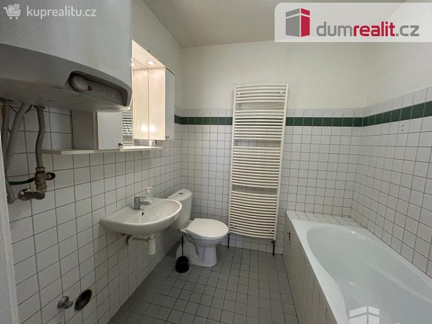 Pronájem bytu 1+kk 35 m^2 Karlova, Kolín 